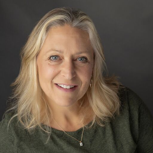 Kathi Law